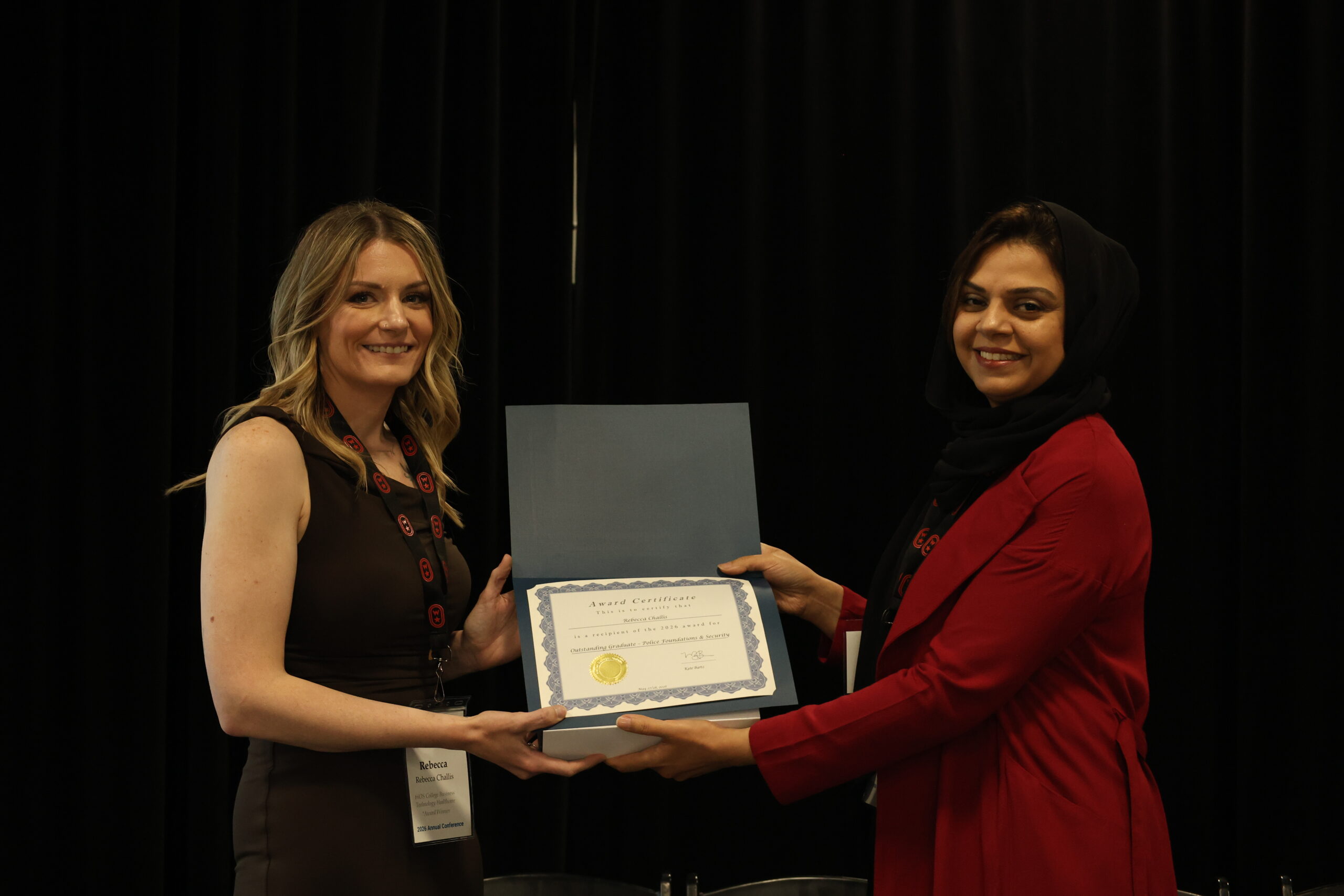 cco  -Rebecca Challis Honored with Career Colleges Ontario’s Outstanding Graduate Award